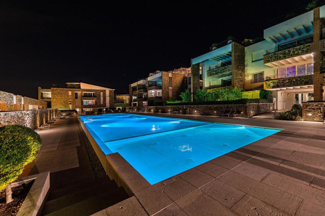 Warda C11 Apartment By Wonderful Italy Desenzano del Garda Exteriér fotografie